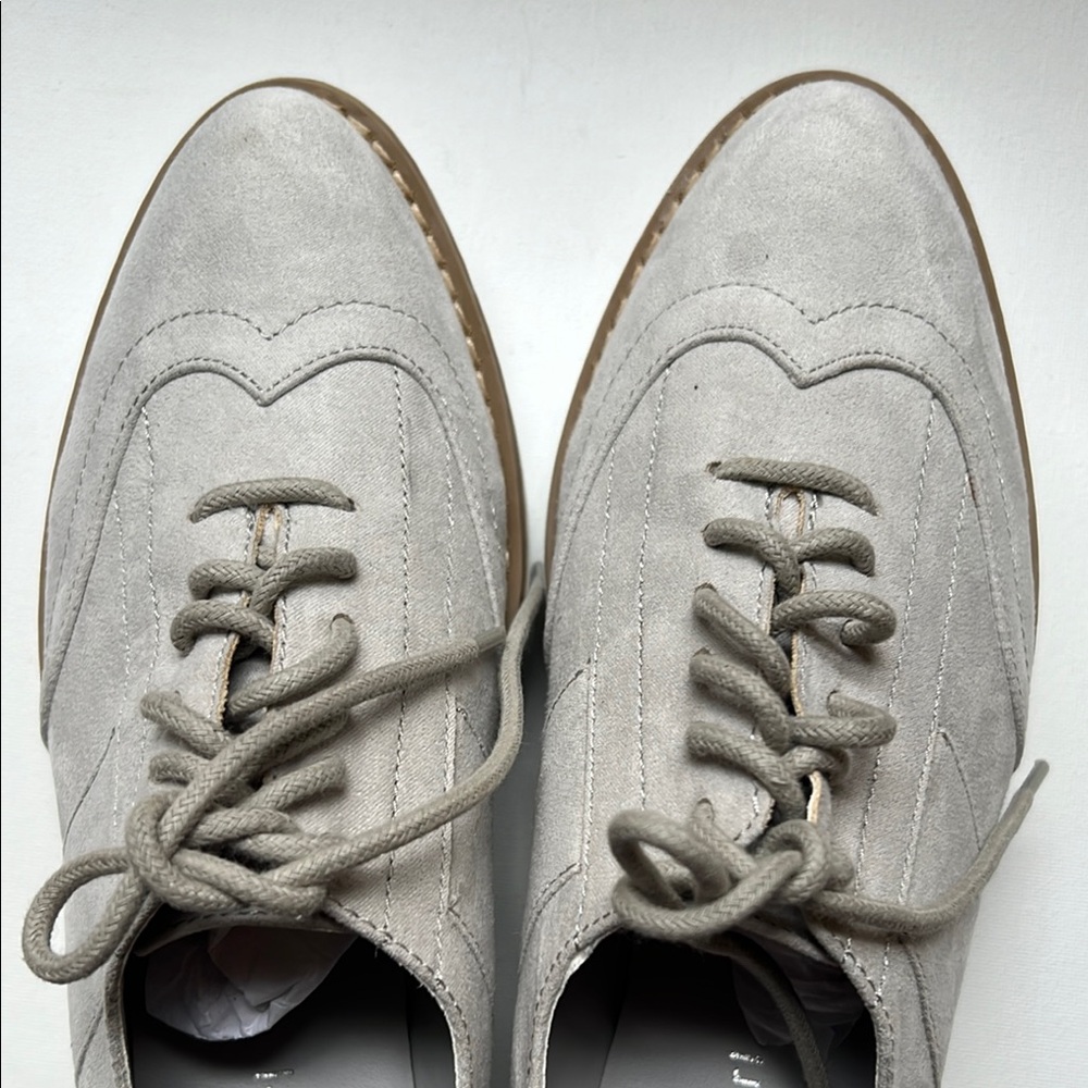 Madden Girl Gray Sneakers with Platform Sole Beige color Size 8.5 - Picture 8 of 11